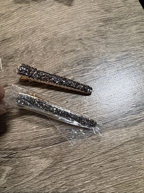 WILLBOND 11Pieces Pearls Rhinestone Hair Clips, 4 Colors - Durable Alligator